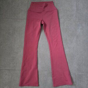 Alo high waist flare leggings in cranberry XS